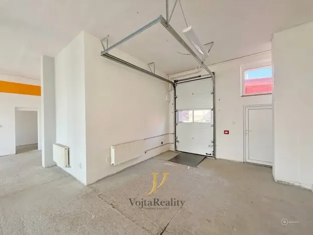 Pronájem obchodního prostoru, Olomouc, Holická, 274 m2