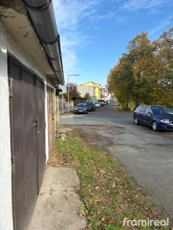 Prodej garáže, Brno, Jezerní, 18 m2