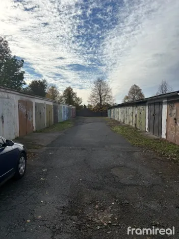 Prodej garáže, Brno, Jezerní, 18 m2