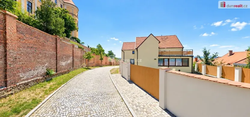 Pronájem bytu 1+1, Mikulov, Zámecká, 30 m2