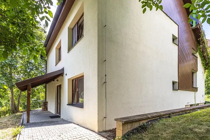 Pronájem rodinného domu, Praha - Kyje, Černičná, 150 m2
