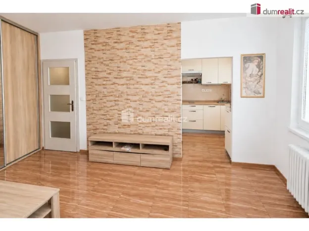 Pronájem bytu 1+1, Praha - Modřany, Botevova, 31 m2