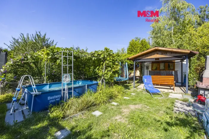 Prodej zahrady, Rybitví, 185 m2
