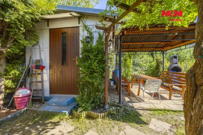 Prodej zahrady, Rybitví, 185 m2