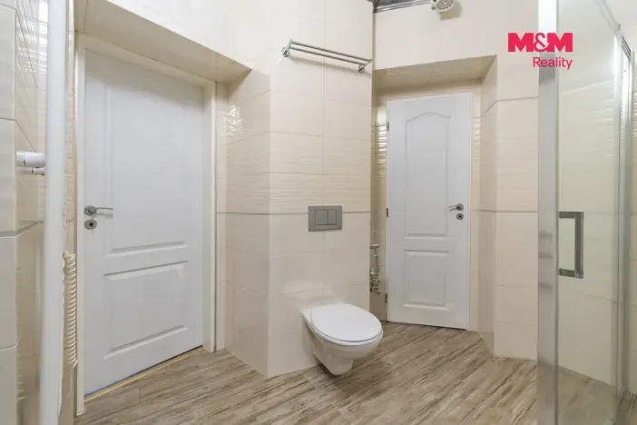 Prodej bytu 5+1, Karlovy Vary, nábřeží Jana Palacha, 340 m2