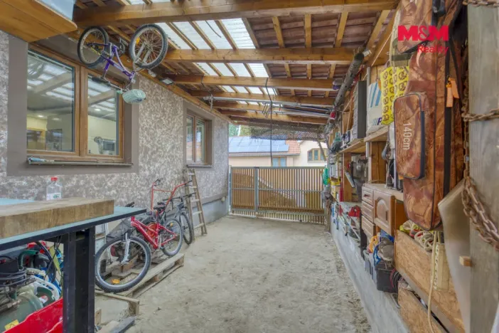 Prodej rodinného domu, Zápy, 181 m2