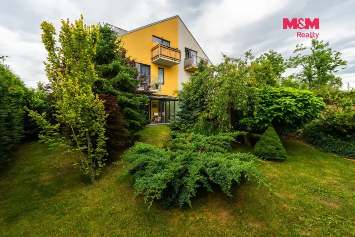 Prodej bytu 3+kk, Včelná, Dolní, 63 m2