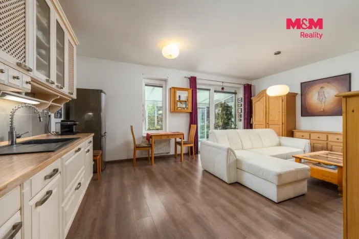 Prodej bytu 3+kk, Včelná, Dolní, 63 m2