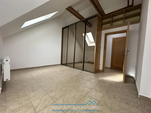 Pronájem bytu 3+1, Znojmo, Na Bojišti, 130 m2
