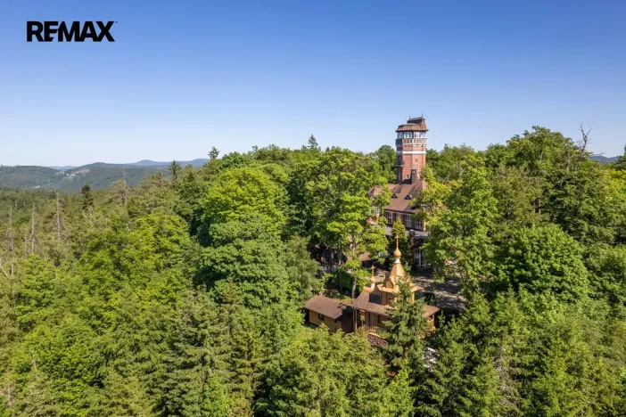 Prodej ubytování, Karlovy Vary, Sovova stezka, 1500 m2