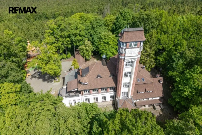 Prodej ubytování, Karlovy Vary, Sovova stezka, 1500 m2