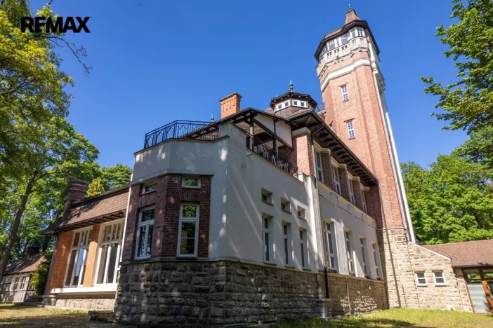 Prodej ubytování, Karlovy Vary, Sovova stezka, 1500 m2