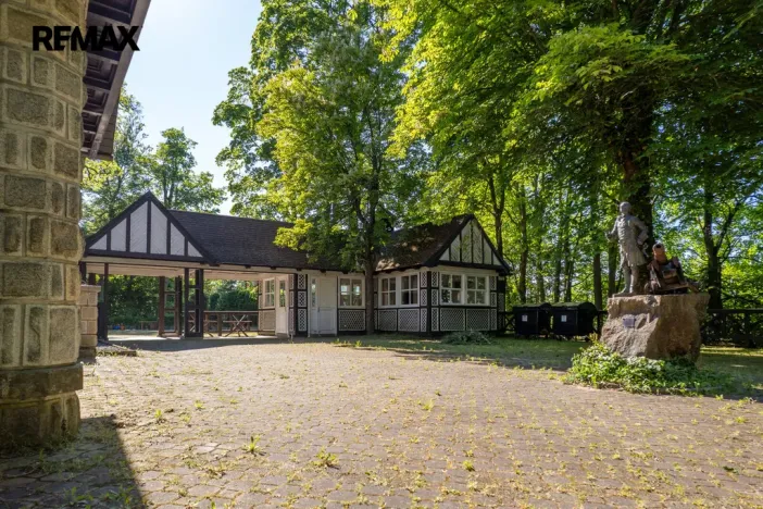 Prodej ubytování, Karlovy Vary, Sovova stezka, 1500 m2