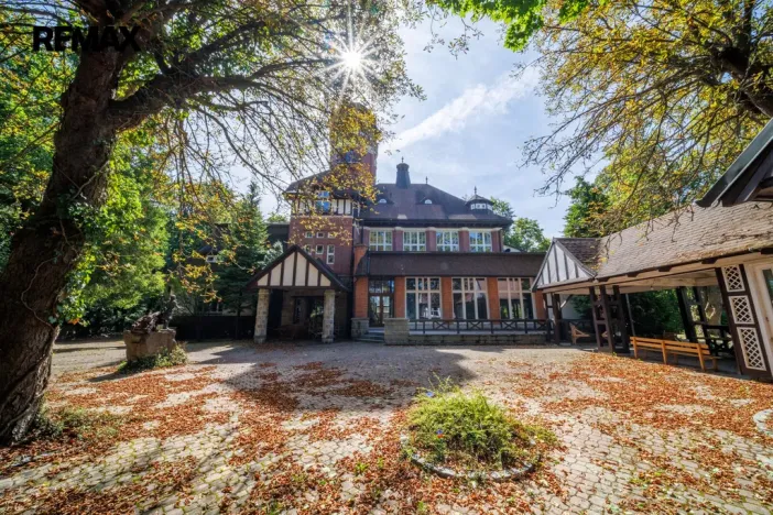 Prodej ubytování, Karlovy Vary, Sovova stezka, 1500 m2