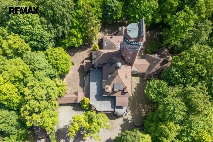 Prodej ubytování, Karlovy Vary, Sovova stezka, 1500 m2