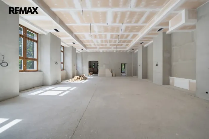 Prodej ubytování, Karlovy Vary, Sovova stezka, 1500 m2