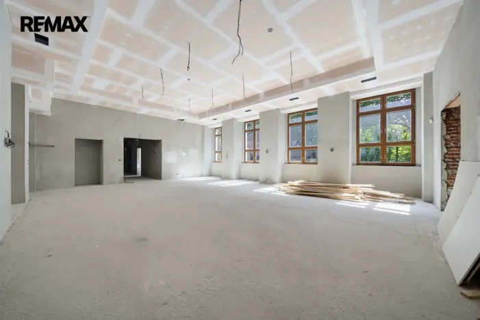 Prodej ubytování, Karlovy Vary, Sovova stezka, 1500 m2