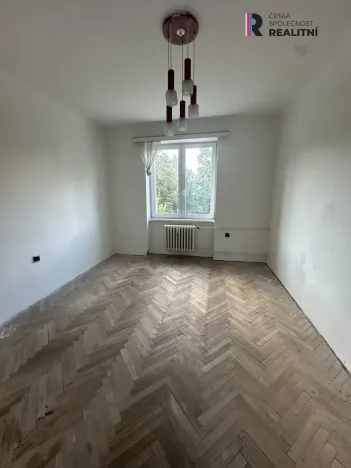 Prodej bytu 2+1, Sokolov, Heyrovského, 54 m2