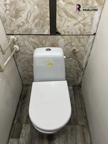 Prodej bytu 2+1, Sokolov, Heyrovského, 54 m2