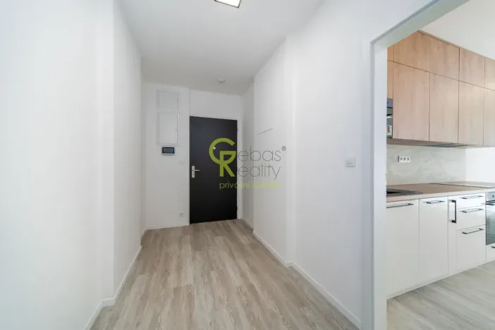 Pronájem bytu 1+kk, Praha - Kbely, Mladoboleslavská, 40 m2