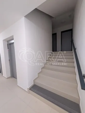 Pronájem bytu 1+kk, Plzeň - Skvrňany, Na Průhonu, 36 m2