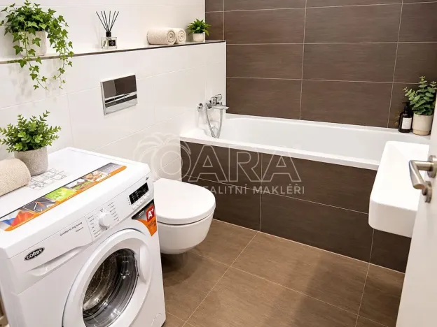 Pronájem bytu 2+kk, Praha - Střížkov, Střížkovská, 55 m2