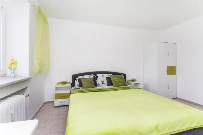 Pronájem bytu 2+1, Hradec Králové, Labská kotlina, 55 m2