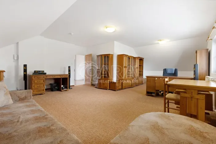 Prodej rodinného domu, Mrač, 307 m2