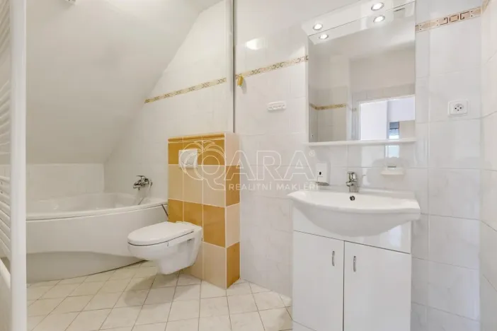 Prodej rodinného domu, Mrač, 307 m2