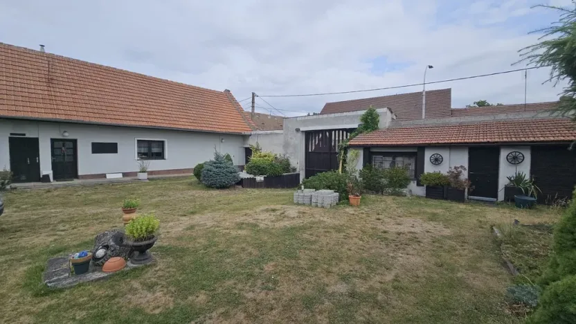 Prodej rodinného domu, Pletený Újezd, Kladenská, 100 m2