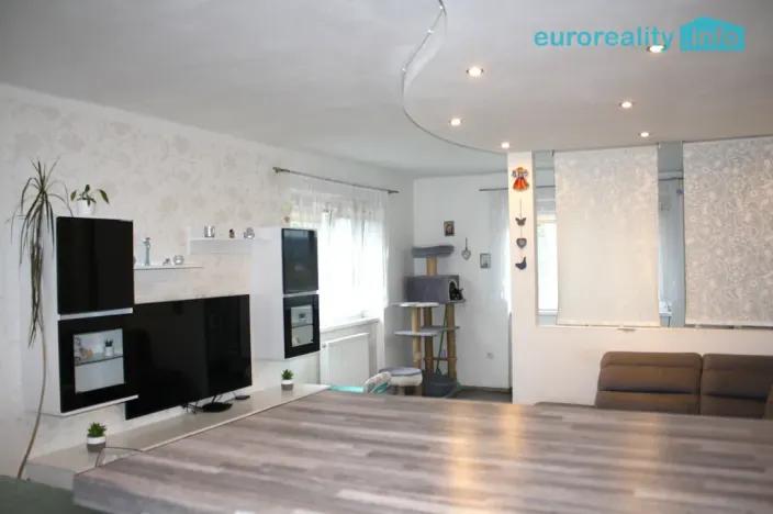 Prodej rodinného domu, Klatovy, Korálkova, 247 m2