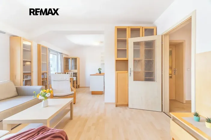 Prodej bytu 2+kk, Dobřichovice, Za Parkem, 42 m2