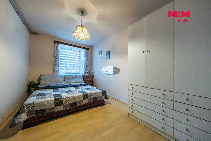 Prodej rodinného domu, Smidary, Náměstí Prof. Babáka, 137 m2