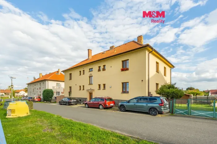Prodej bytu 3+1, Blatno, 69 m2