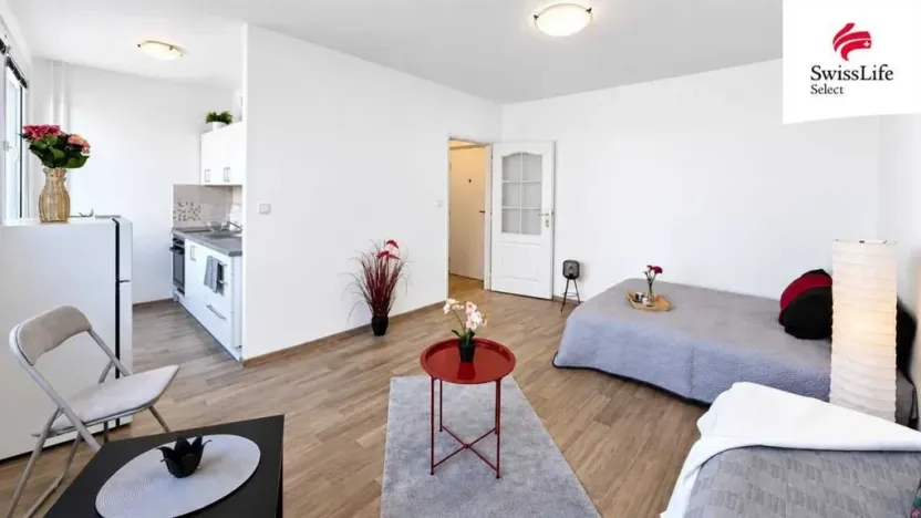 Prodej bytu 1+kk, Pardubice - Polabiny, Sluneční, 28 m2