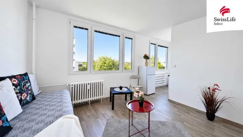 Prodej bytu 1+kk, Pardubice - Polabiny, Sluneční, 28 m2