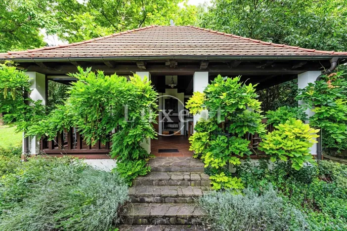 Prodej ubytování, Třebotov, U Tvrze, 2500 m2