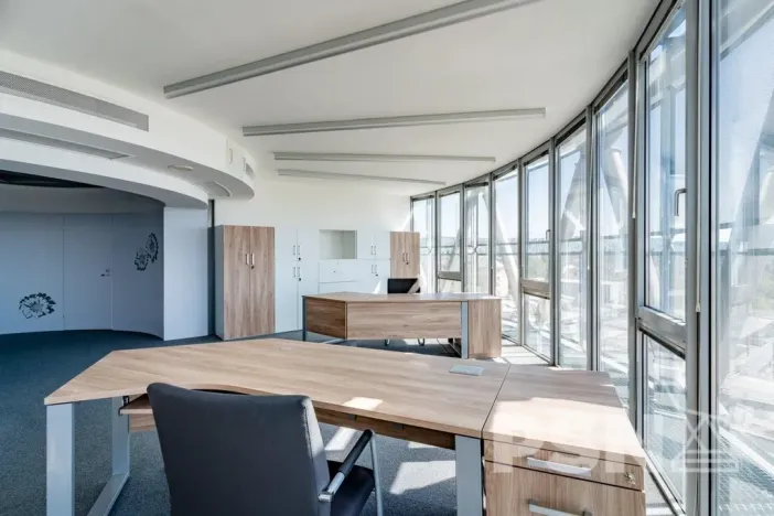 Pronájem kanceláře, Brno - Zábrdovice, Plynárenská, 710 m2