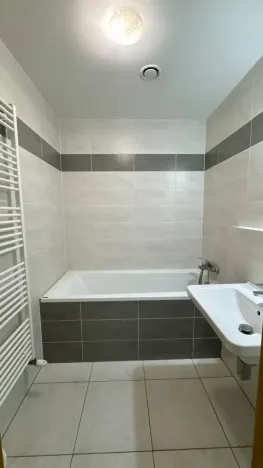 Pronájem bytu 2+kk, Praha - Řeporyje, Kakosova