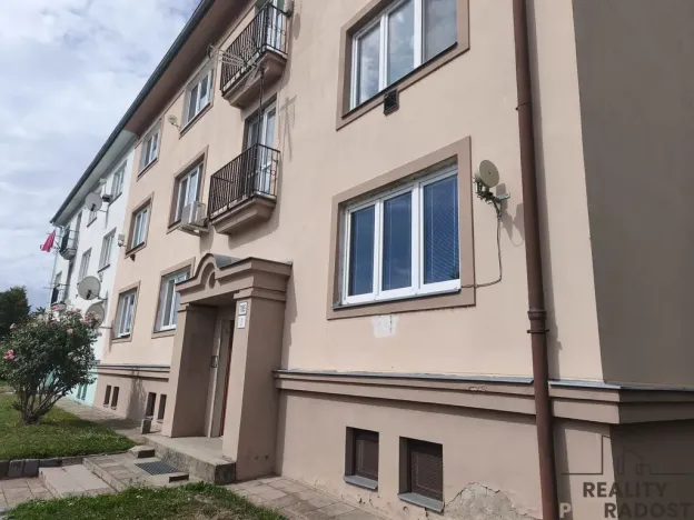 Pronájem bytu 2+1, Holešov, Třešňové sady, 56 m2