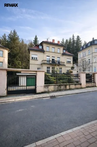 Prodej garáže, Karlovy Vary, Křižíkova, 25 m2