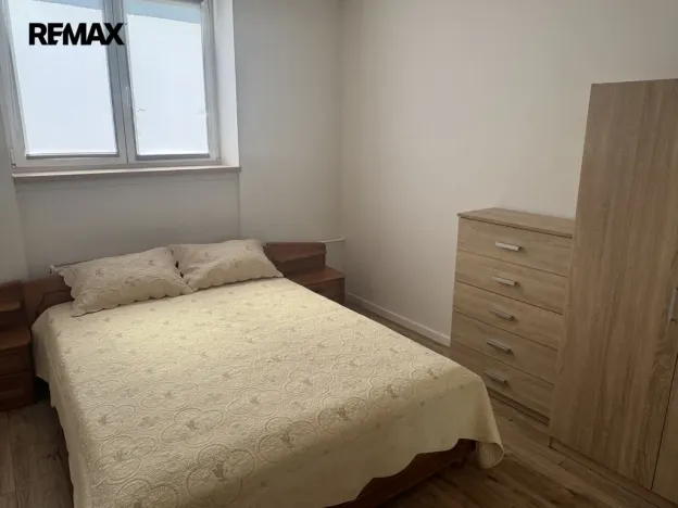 Pronájem bytu 2+1, Karlovy Vary, Jateční, 55 m2