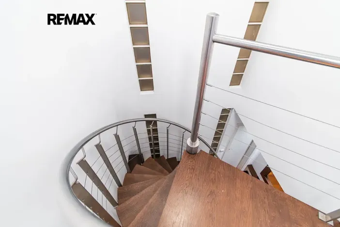 Prodej bytu 3+kk, Praha - Holešovice, Dobrovského, 107 m2