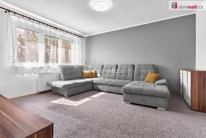 Prodej bytu 5+1, Ostrov, Lipová, 125 m2