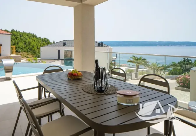 Prodej vily, Podstrana, Chorvatsko, 292 m2