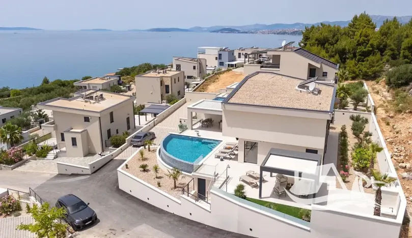 Prodej vily, Podstrana, Chorvatsko, 292 m2