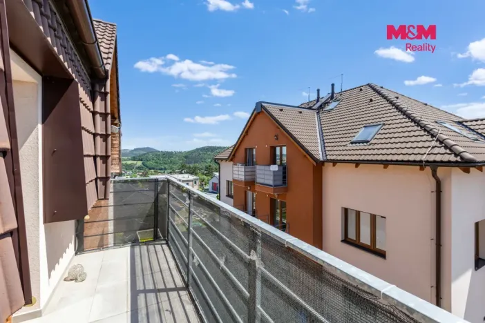Prodej bytu 4+kk, Králův Dvůr - Levín, Na Lucberku, 141 m2