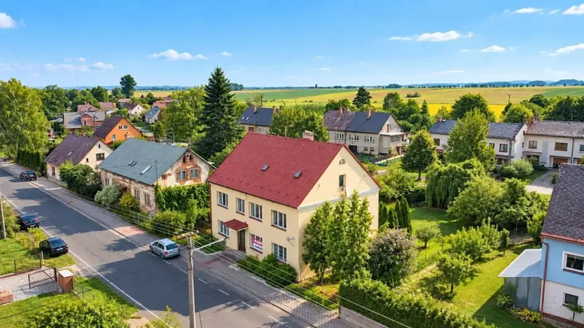Prodej rodinného domu, Bernartice, 320 m2