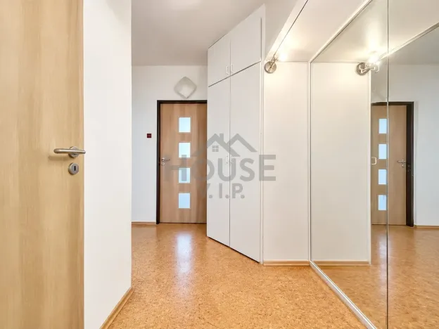 Prodej bytu 2+kk, Praha - Modřany, Mazancova, 42 m2