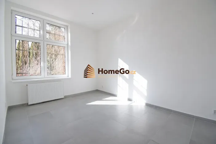 Pronájem obchodního prostoru, Praha - Hostivař, Hostivařská, 106 m2
